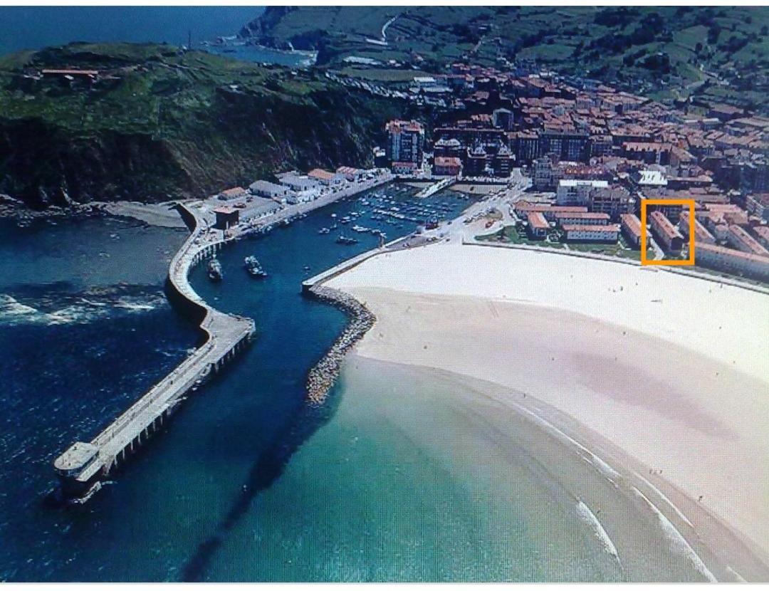 Laredo Primera Linea De Playa,Zona Puerto Deportivo Exterior foto
